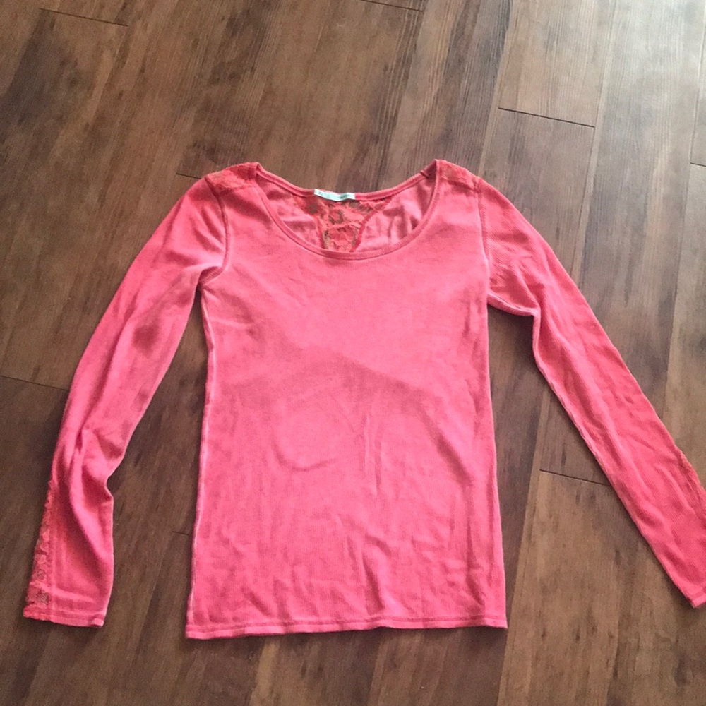 Women’s T-shirt